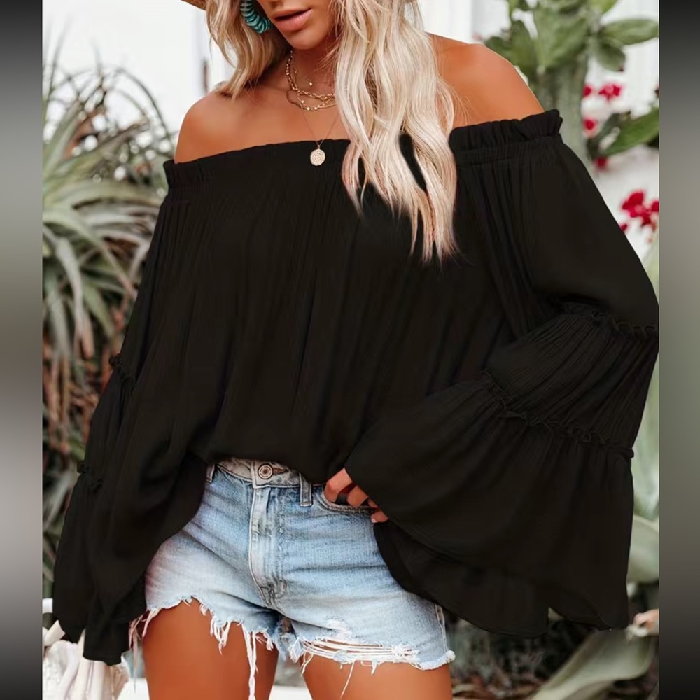 Beautiful’Off Shoulder Ruched ,Flared Sleeve Blouse. NWT - Picture 2 of 8